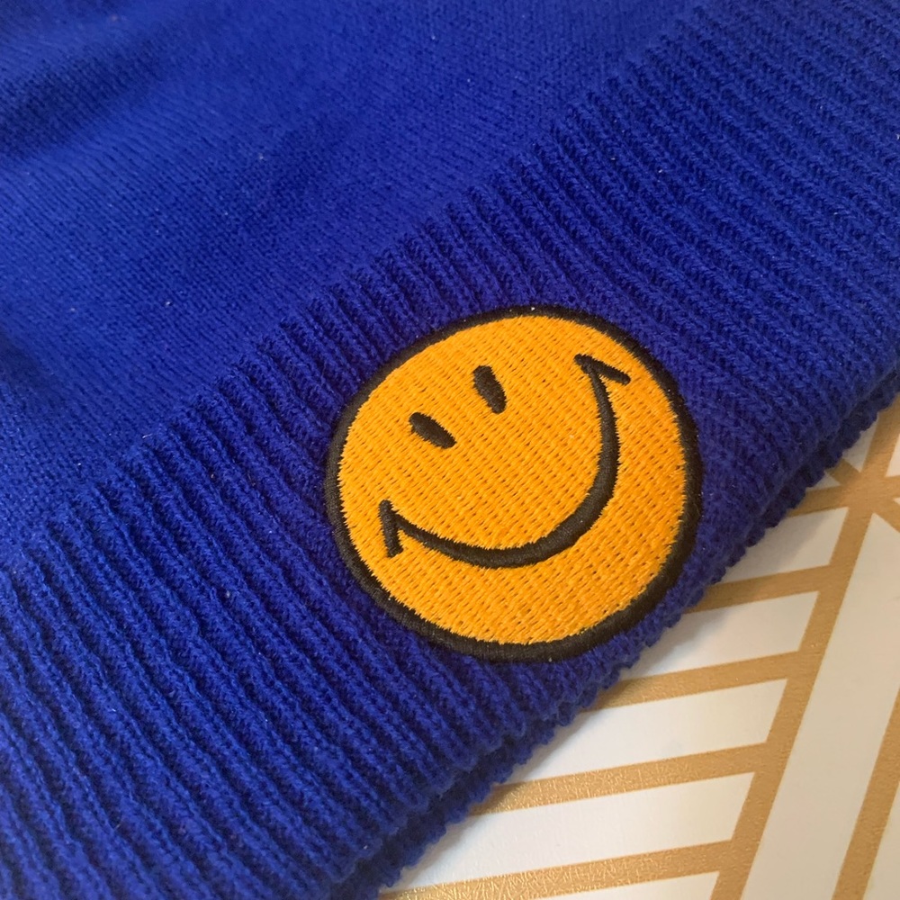 Rad Aviator Nation Embroidered Smiley Face Beanie - Royal Blue - NWT - Picture 3 of 7